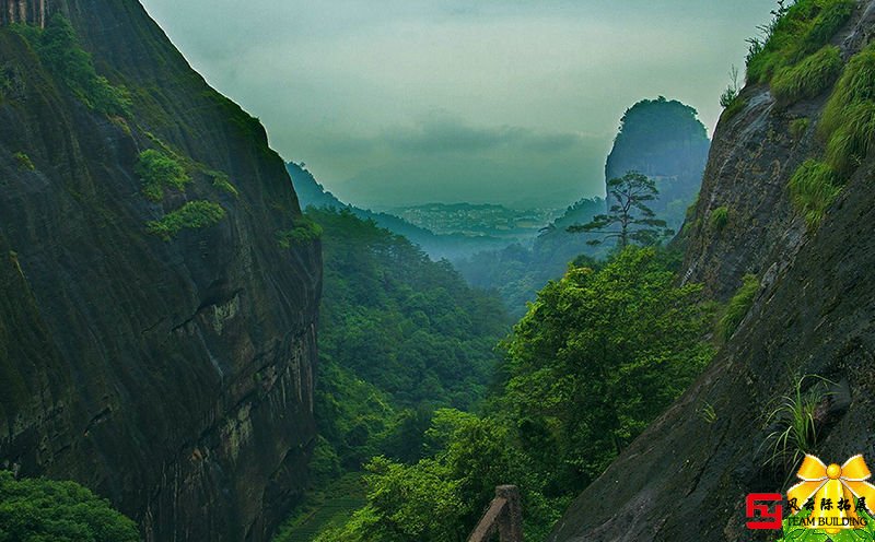 平頂山特色旅游區(qū)--堯山大峽谷團(tuán)建活動