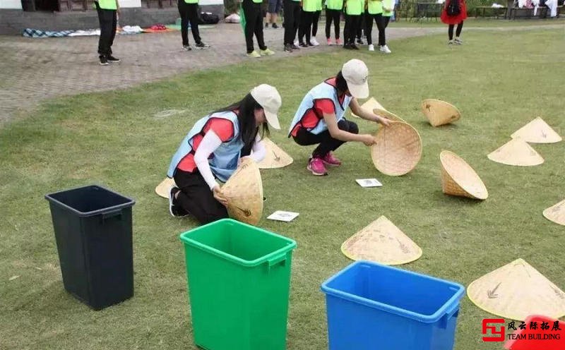 “垃圾分類大使與水果連連看”團建活動